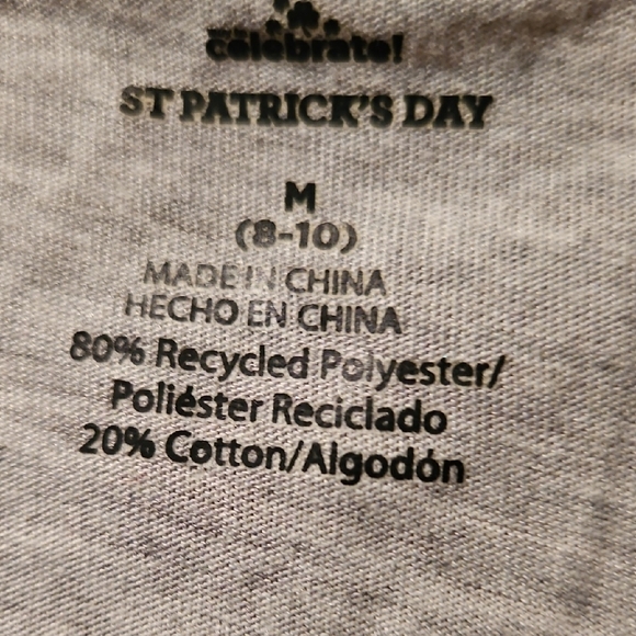 Women's T-shirt - Green Shamrocks and Heart Design - Picture 2 of 2